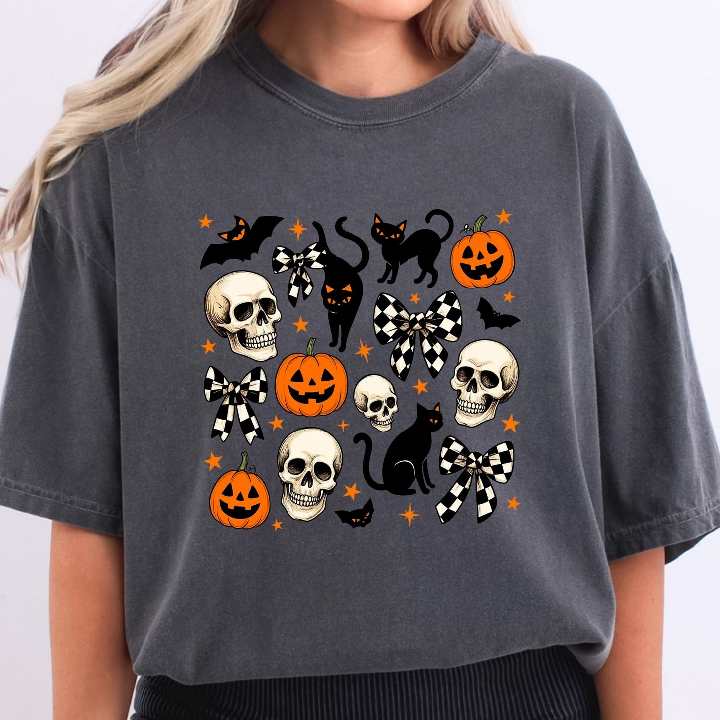 Bats Skulls Pumpkins and Bows