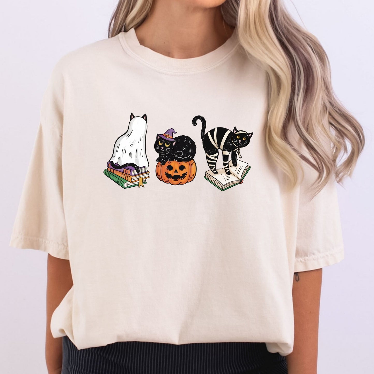 Halloween Cats and Books